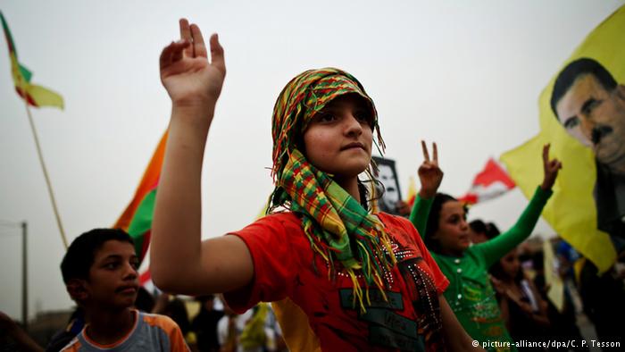 Syria`s Kurds approve establishment of autonomous region
